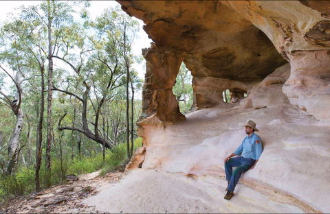 Sandstone Caves Walking Track - Palm Beach Accommodation 0