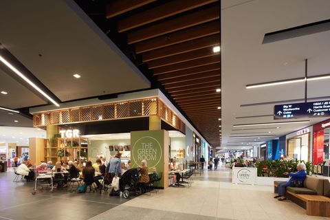 Stockland Green Hills Shopping Centre - Palm Beach Accommodation 1