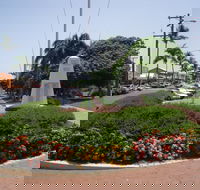 Yeppoon War Memorial - Palm Beach Accommodation