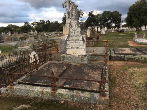 Benalla Cemetery Historical Walk - Palm Beach Accommodation 0