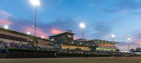 Club Menangle - Palm Beach Accommodation 0