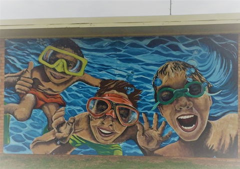 Eugowra Swimming Pool - Palm Beach Accommodation 1