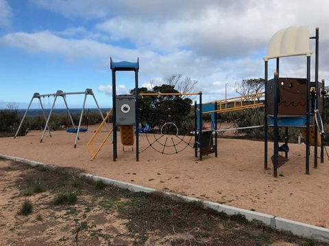 Port Gibbon Playground - Palm Beach Accommodation 0
