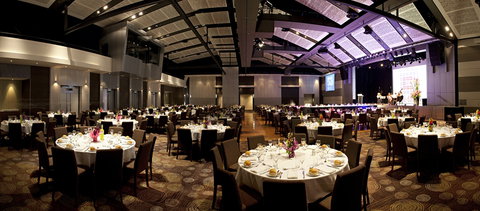 The Cube Entertainment Centre - Palm Beach Accommodation 2