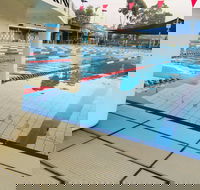 Werribee Outdoor Pool - Palm Beach Accommodation