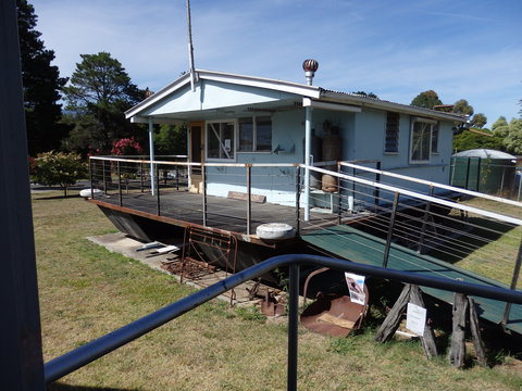 Eildon Dams Museum - Palm Beach Accommodation 2