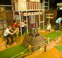 Mega Mini Golf - Palm Beach Accommodation