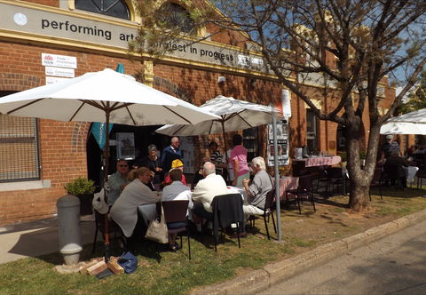 The Arts Centre Cootamundra - Palm Beach Accommodation 2