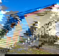 Toogoolawah - Palm Beach Accommodation
