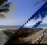 Bucasia Beach - Palm Beach Accommodation