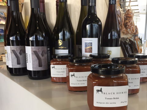 Canberra And Region Visitors Centre - Palm Beach Accommodation 2