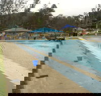 Marysville Outdoor Swimming Pool - Palm Beach Accommodation