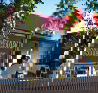 Meeniyan Square - Palm Beach Accommodation