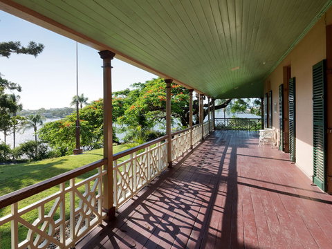 Newstead House - Palm Beach Accommodation 1