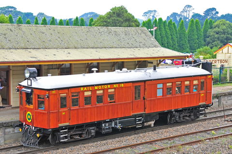 Robertson Heritage Railway Station - Palm Beach Accommodation 1