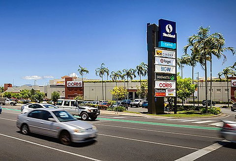 Stockland Cairns - Palm Beach Accommodation 0
