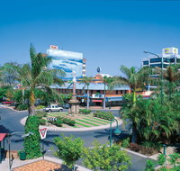 The Whaling Wall - Palm Beach Accommodation