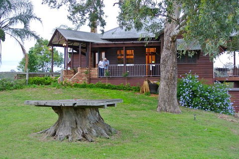 Six Hour - Plan Your Own Wine And Cheese Tour Hunter Valley - Palm Beach Accommodation 9