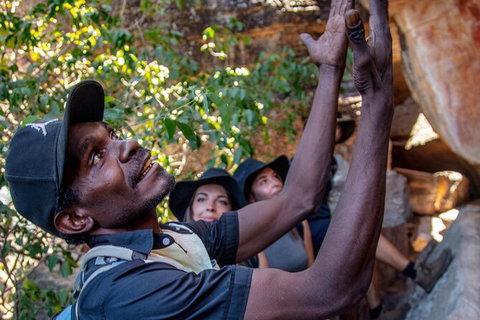 Arnhem Land Injalak Hill Full-Day Tour From Jabiru - Palm Beach Accommodation 0