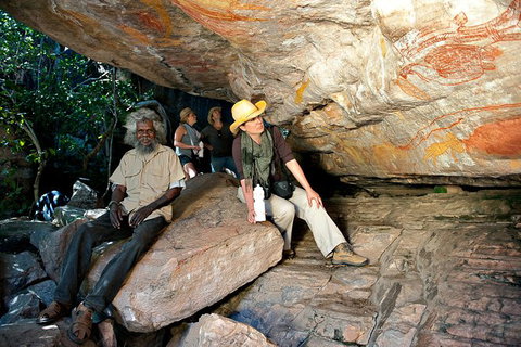 Arnhem Land Injalak Hill Full-Day Tour From Jabiru - Palm Beach Accommodation 3