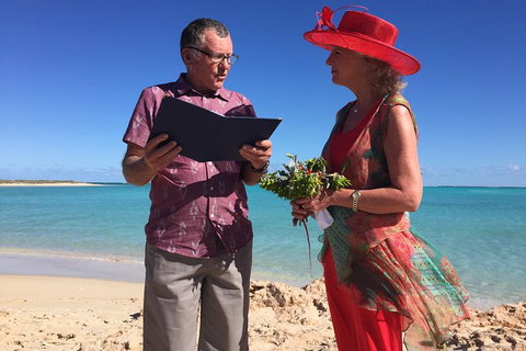 Elope In Paradise - Weddings At Mission Beach - Palm Beach Accommodation 4