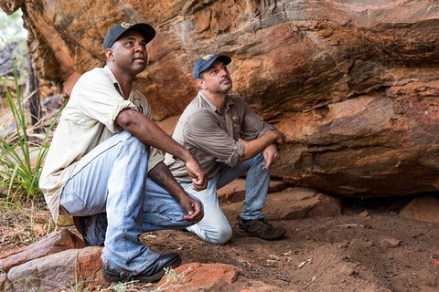 Half Day Aboriginal Rock Art Experience In Queensland - Palm Beach Accommodation 1