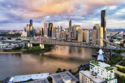 Brisbane Airport Transfers : Brisbane To Brisbane Airport BNE In Luxury Van - Palm Beach Accommodation 5