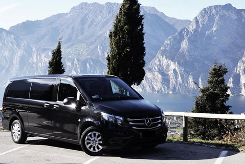 Van Service Melbourne Airport To CBD - Palm Beach Accommodation 5