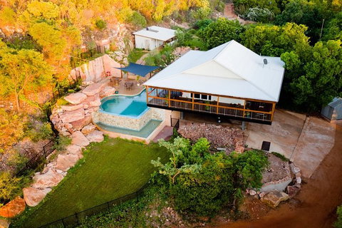 Cygnet Bay Explorer - Palm Beach Accommodation 1