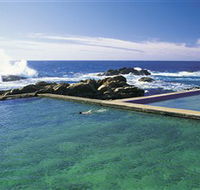 Blue Pool - Palm Beach Accommodation