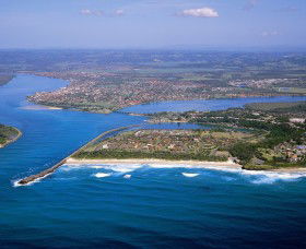 Missingham Bridge To North Wall - Palm Beach Accommodation 0