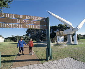 Nulsen WA Palm Beach Accommodation