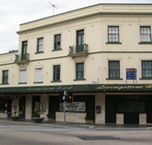 Livingstone Hotel - Palm Beach Accommodation