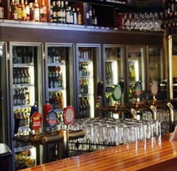 Stanley Bridge Tavern - Palm Beach Accommodation 2