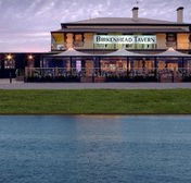 Birkenhead Tavern - Palm Beach Accommodation