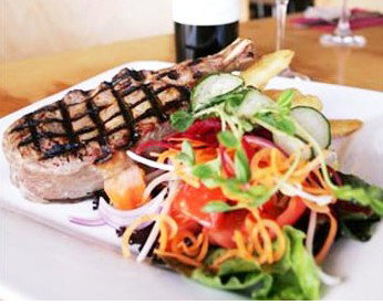 Central Sunshine Coast QLD Palm Beach Accommodation