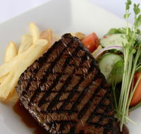 Toms Tavern - Palm Beach Accommodation