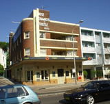 Arts Bar - Palm Beach Accommodation