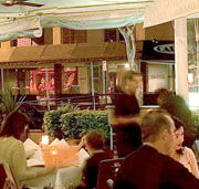 Domanis Cafe Restaurant Bar - Palm Beach Accommodation