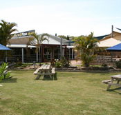 Moonee Beach Tavern - Palm Beach Accommodation