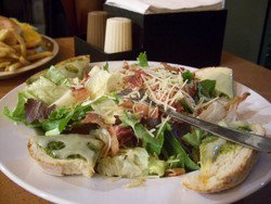 Queens Arms Hotel - Palm Beach Accommodation 3