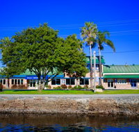 Hadleys Hotel - Palm Beach Accommodation