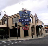 Grand Junction Hotel - Palm Beach Accommodation