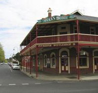 Ryans Hotel - Palm Beach Accommodation
