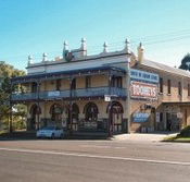 Caledonia Hotel - Palm Beach Accommodation