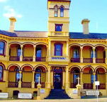 The Queenscliff Historic Royal Hotel - Palm Beach Accommodation