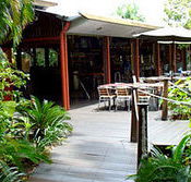 Lizard's Outdoor Bar and Grill - Palm Beach Accommodation