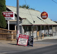 Old Hepburn Hotel - Palm Beach Accommodation