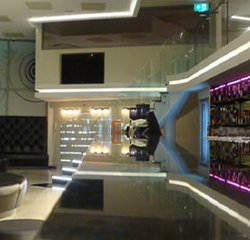 XO Lounge - Palm Beach Accommodation 2