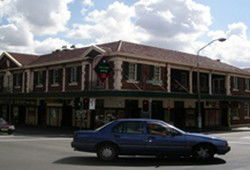 Keighery Hotel - Palm Beach Accommodation 0